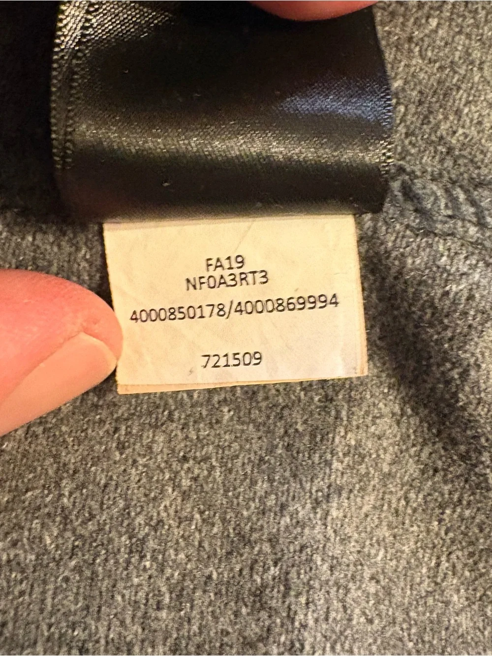 The North Face Men’s Cinder 100 1/4 Zip Pullover Fleece Black and  Asphalt Gray